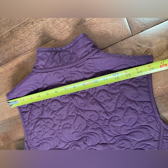 Women's Woolrich Dark Wineberry Color Vest Womens Size M - Picture 13 of 14